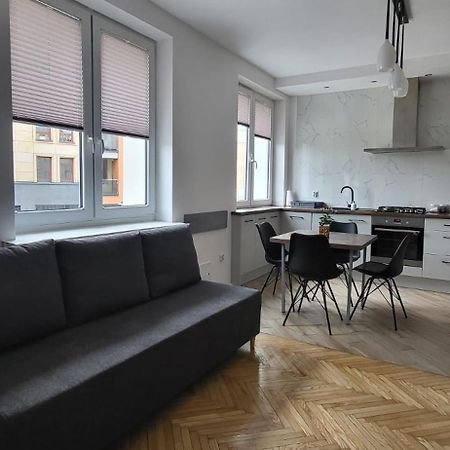 Apartament Przy Lipowej Μπιάλιστοκ Εξωτερικό φωτογραφία