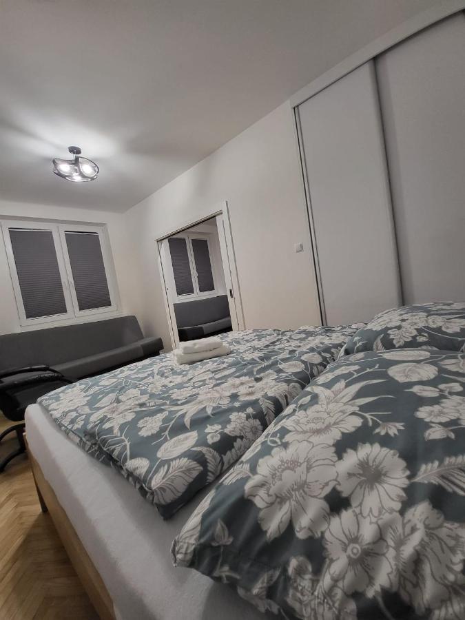 Apartament Przy Lipowej Μπιάλιστοκ Εξωτερικό φωτογραφία
