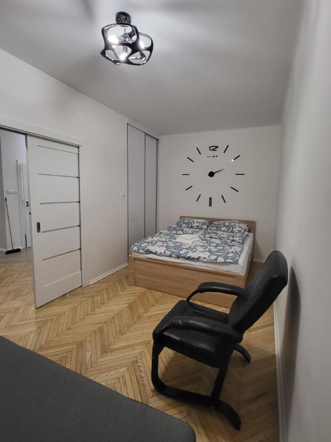 Apartament Przy Lipowej Μπιάλιστοκ Εξωτερικό φωτογραφία